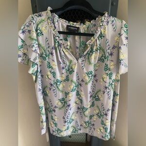 Liz Claiborne Lavender Floral Ruffle Blouse
